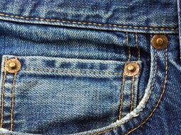 ¿para que sirven los bolsillos chicos de los jeans? ¿para que sirven los bolsillos chicos de los jeans?