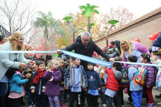 Julio Zamora inauguró un espacio de juegos este martes en Tigre