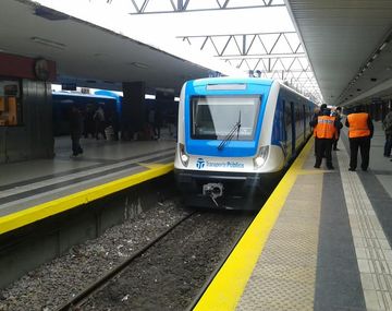 Comienzan a funcionar los nuevos trenes del Sarmiento