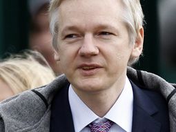assange se podria entregar a la policia britanica este viernes assange se podria entregar a la policia britanica este viernes