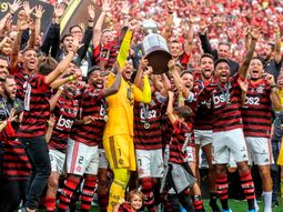 Río de Janeiro anuncia el regreso del fútbol sin público, pero con Bolsonaro en la platea