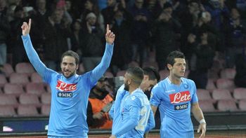 napoli vencio a inter en un duelo con varios goles argentinos napoli vencio a inter en un duelo con varios goles argentinos