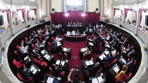 Por falta de acuerdo con la oposición se cayó la sesión en el Senado bonaerense