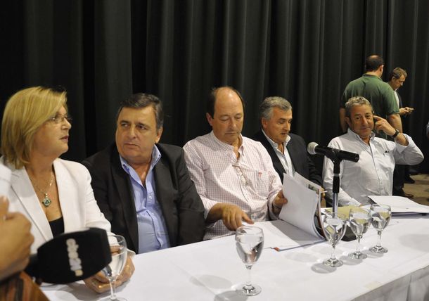 ¿Podrá Sanz contener a su tropa? Cruces en la UCR por el proyecto de Pago Soberano