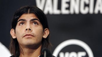 operaron a banega, que estara 6 meses parado operaron a banega, que estara 6 meses parado