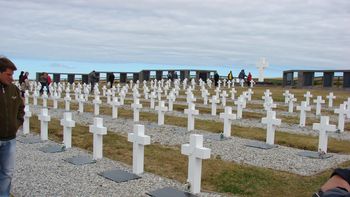 el gobierno respondio al reino unido por la identificacion de los caidos en malvinas el gobierno respondio al reino unido por la identificacion de los caidos en malvinas