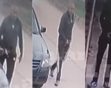 Acosa mujeres en la calle con gestos obscenos