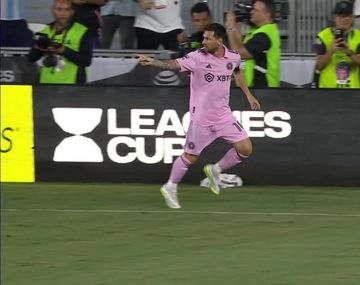 Video: el golazo de Messi para abrir el clásico ante Orlando