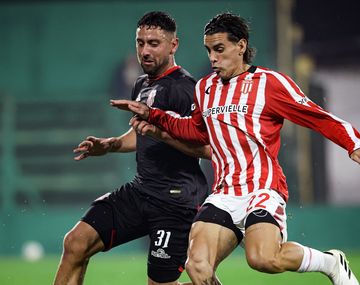 Estudiantes de La Plata venció por 3-1 a Barracas Central y avanzó a cuartos de final de la Copa Argentina