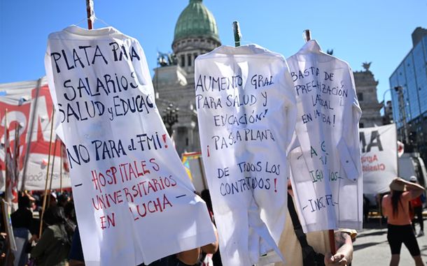 Caravana por el Hospital Garrahan a la Quinta de Olivos: Este es un gobierno cruel