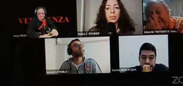 ¿Holan llamo a un programa de Independiente con el nombre de Walter de Lanus para criticar a la dirigencia?