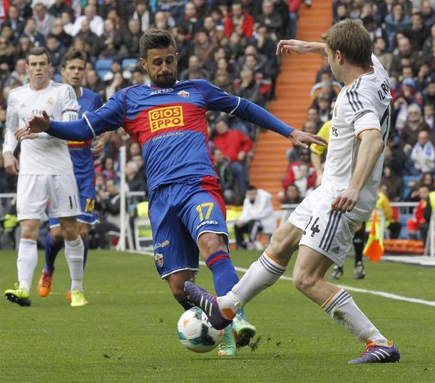 Con Di María, Real Madrid derrotó al modesto Elche