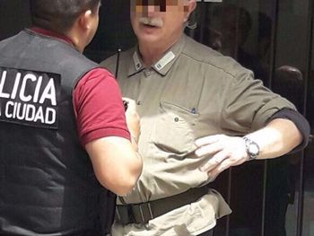 Abuelito nazi detenido en Caballito