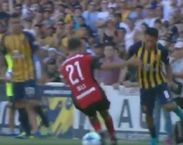 Deliran los Canallas: Carrizo metió dos caños al hilo en el clásico de Rosario