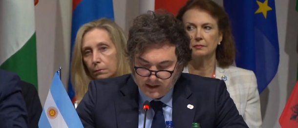 Javier Milei se mostró junto a Diana Mondino en Suiza