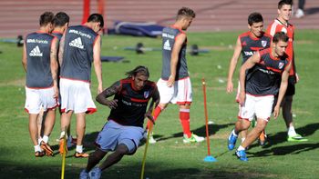 ramon diaz piensa en varios suplentes para jugar con el pincha ramon diaz piensa en varios suplentes para jugar con el pincha