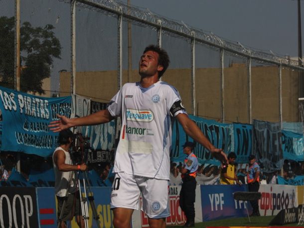 Mandó a la B a River y volvió al país 14 años después: Estoy contento de estar acá