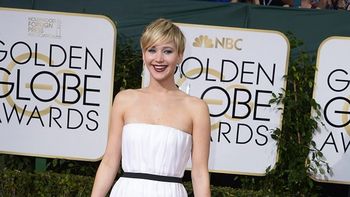 escandalo en hollywood: difunden fotos de jennifer lawrence desnuda escandalo en hollywood: difunden fotos de jennifer lawrence desnuda