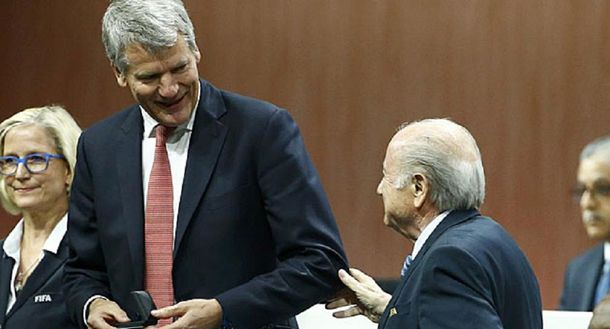 Inglatera contra Blatter: su representante renunció a la vicepresidencia de FIFA