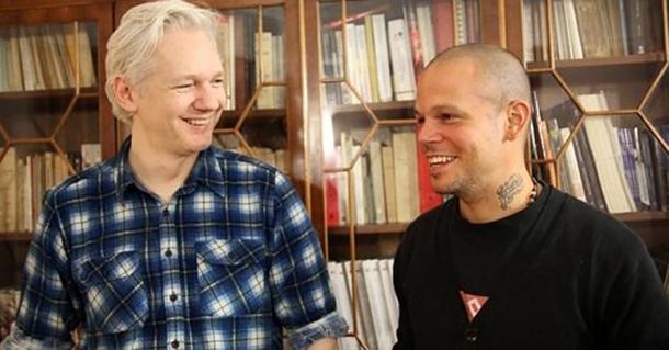 Multi_viral: el nuevo tema de Calle 13 junto a Julian Assange