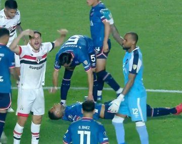 Izquierdo se desplomó en pleno San Pablo vs Nacional y está en terapia intensiva
