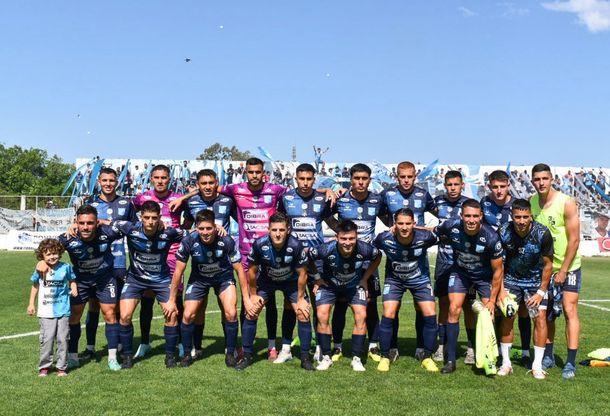 Insólito: Liniers ascendió a la Primera B por decisión de la AFA