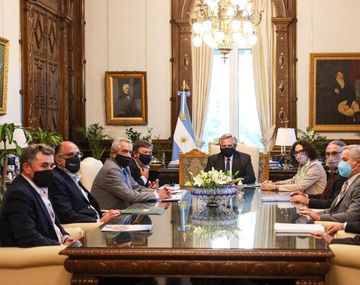 Acordamos un camino para que la suba de los precios internacionales no afecte los internos