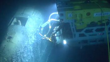 alerta por un submarino nuclear de la urss que sigue liberando radiacion