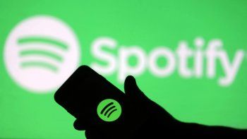 Spotify amenaza con irse de Uruguay en caso de que se aprueben los artículos de derechos de autor en la Rendición de Cuentas. Spotify amenaza con irse de Uruguay en caso de que se aprueben los artículos de derechos de autor en la Rendición de Cuentas.