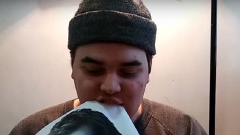 Se comerá una foto de Jason Segel por día hasta que él haga lo mismo Se comerá una foto de Jason Segel por día hasta que él haga lo mismo