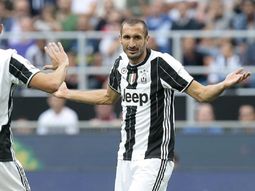 Bonucci y Chiellini, ambos en busca de la camiseta de Messi
