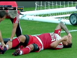 Driussi con gestos de dolor tras el choque con un central de Vasco da Gama Driussi con gestos de dolor tras el choque con un central de Vasco da Gama