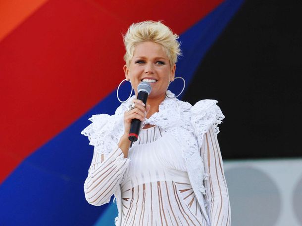 Xuxa publicó en sus redes sociales un mensaje que puso felices a sus fanáticos.