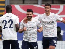 Con un gol del Kun Agüero, Manchester City le ganó al Crystal Palace y quedó a un paso de ser campeón
