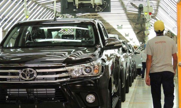 Histórico: Toyota trabajará en tres turnos para alcanzar una producción récord