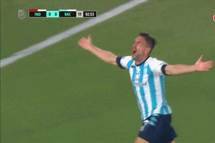 VIDEO: El gol tempranero de Racing a Independiente