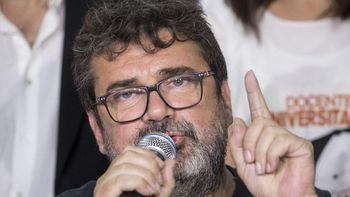 despiden los restos de beto pianelli en la sede de los metrodelegados despiden los restos de beto pianelli en la sede de los metrodelegados