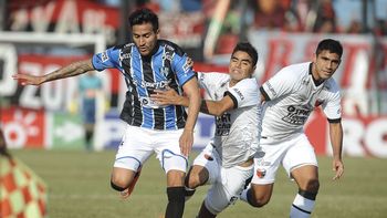 copa argentina: almagro dio la primera sorpresa y elimino a colon copa argentina: almagro dio la primera sorpresa y elimino a colon