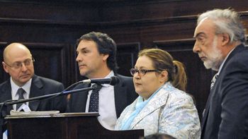 ley de medios: no se permiten falsas adecuaciones ley de medios: no se permiten falsas adecuaciones