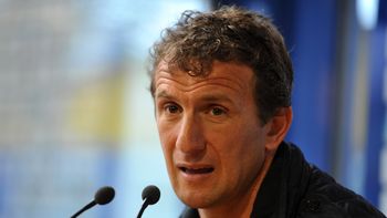 arruabarrena evalua un mix entre titulares y suplentes en el primer superclasico arruabarrena evalua un mix entre titulares y suplentes en el primer superclasico