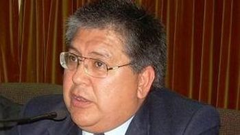 navarro acuso a scioli de querer conseguir un titulo en los diarios navarro acuso a scioli de querer conseguir un titulo en los diarios