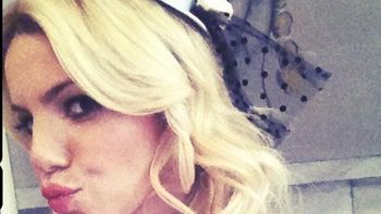 lola bezerra presento en twitter su campana de ropa interior lola bezerra presento en twitter su campana de ropa interior