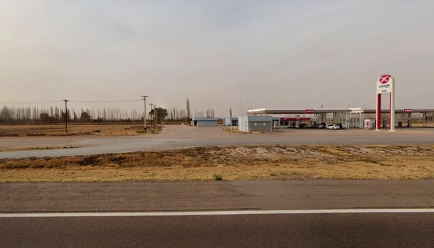 Mendoza: se jubiló como docente y vende café en la ruta
