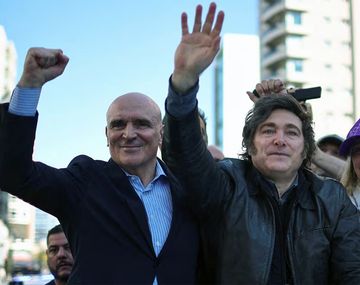 José Luis Espert junto a Javier y Karina Milei.