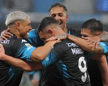Racing goleó a Godoy Cruz por la sexta fecha y quedó como escolta del puntero