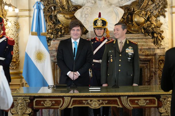 Carlos Presti juró como nuevo ministro de Defensa: La vamos a romper toda