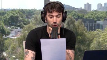 pedro rosemblat simulo un descargo y volvio a burlarse de libertarios y criticos pedro rosemblat simulo un descargo y volvio a burlarse de libertarios y criticos