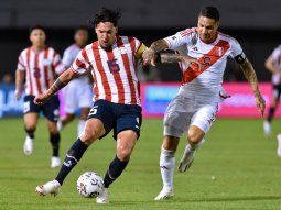 El Paraguay de Barros Schelotto igualó 0-0 ante Perú