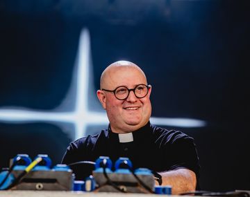 Padre Guilherme EN VIVO: cómo ver el homenaje al Papa Francisco en Plaza de Mayo por Internet