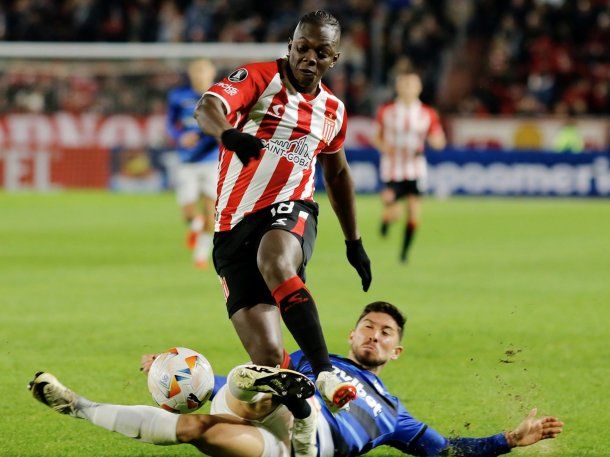 Estudiantes vs Huachipato